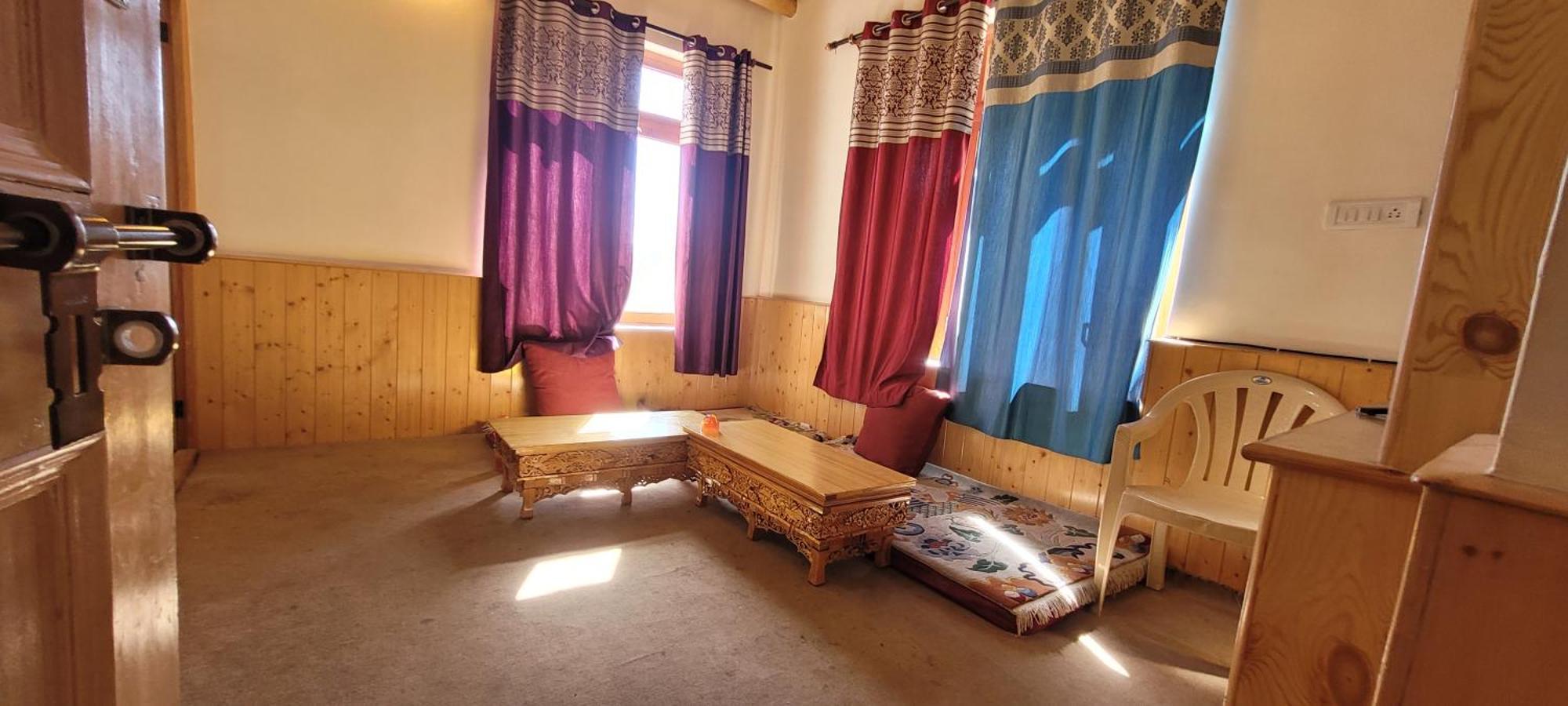 Achina Hotel Leh Kültér fotó